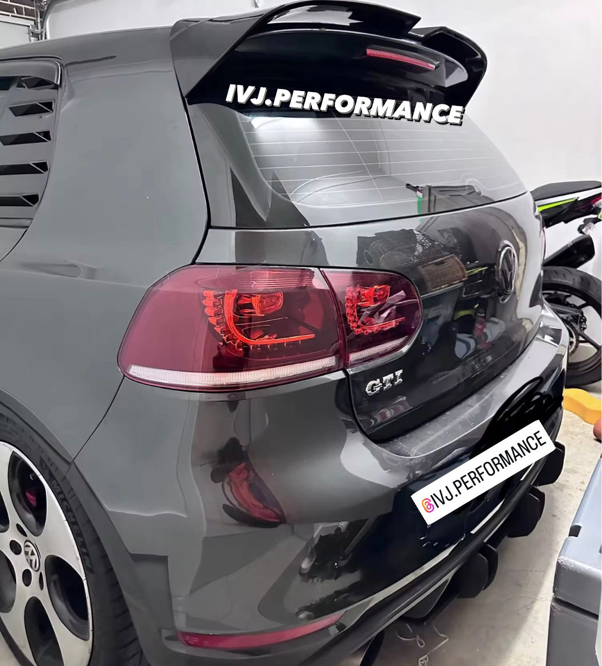 ALERÓN GOLF MK6